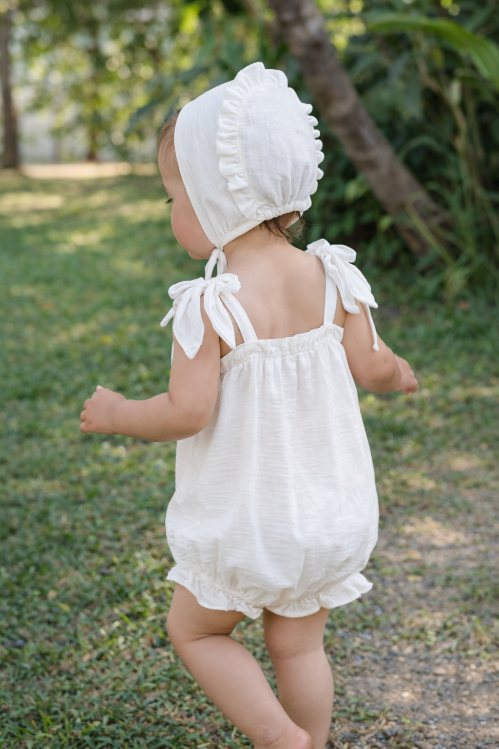 Babine Baby Girl Cream Romper & Bonnet Set